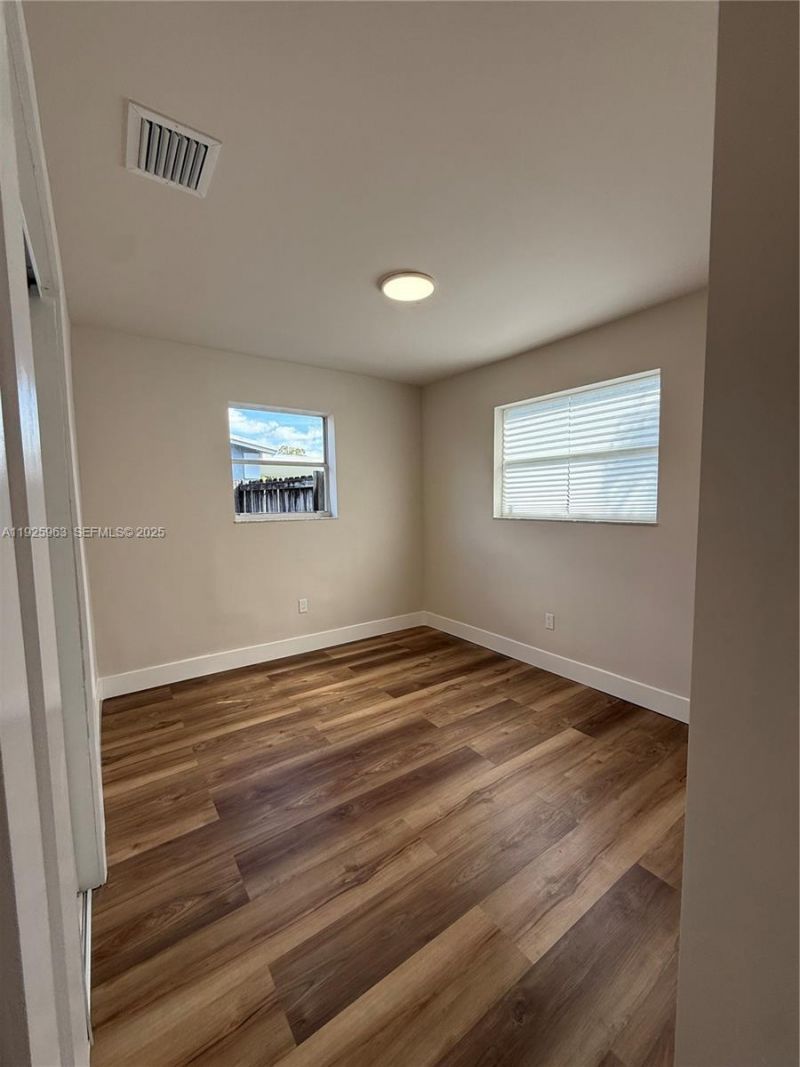 7951 NW 30th St, Davie, FL 33024 Photo