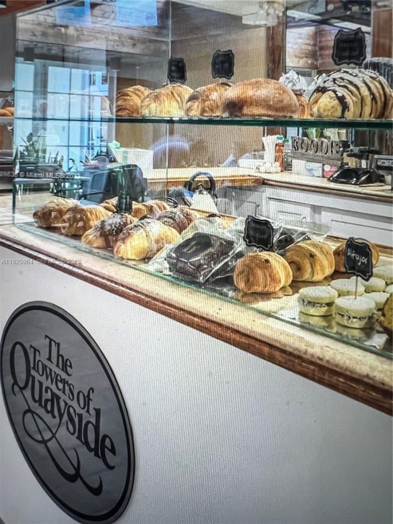 2000 Towerside Ter, Unit 1905, Miami, FL 33138 Photo