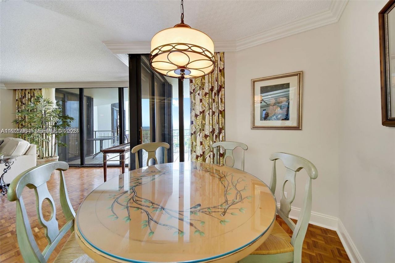 2000 Towerside Ter, Unit 1905, Miami, FL 33138 Photo