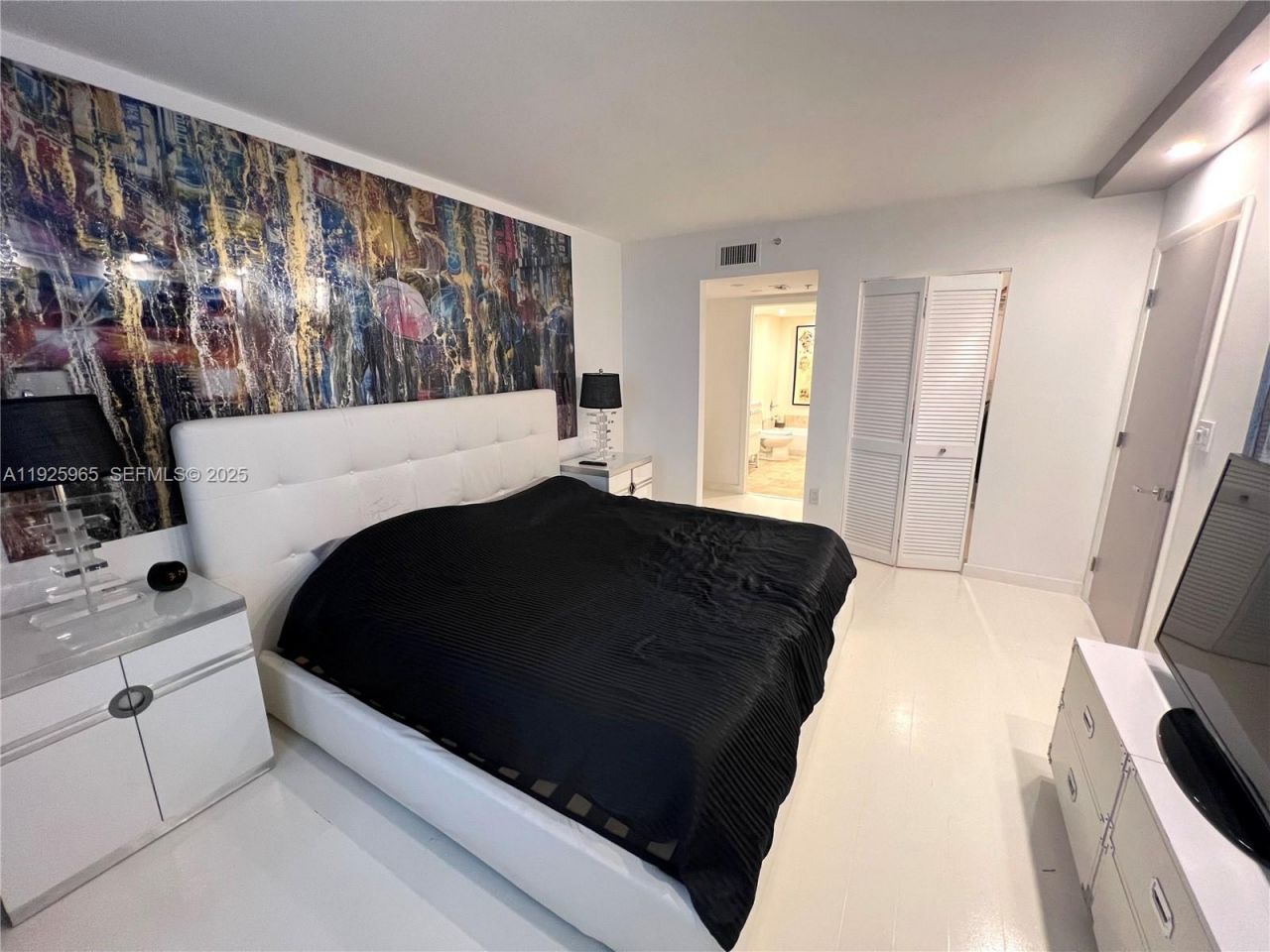 650 West Ave, Unit 2804, Miami Beach, FL 33139 Photo