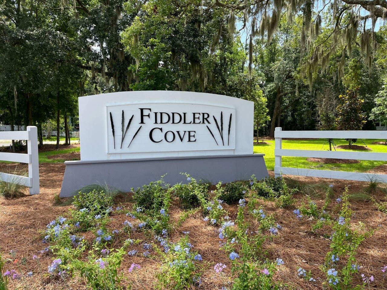 1440 Dahlia Road Photo 6