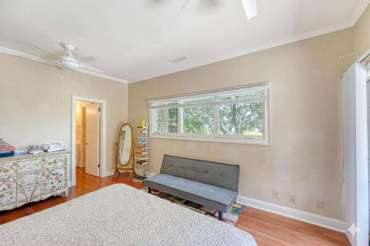 220 3rd Avenue Photo 22