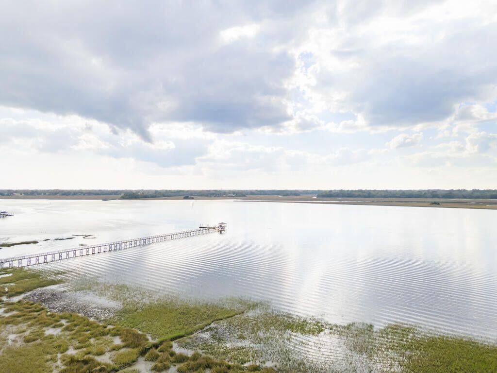 220 3rd Avenue Photo 38