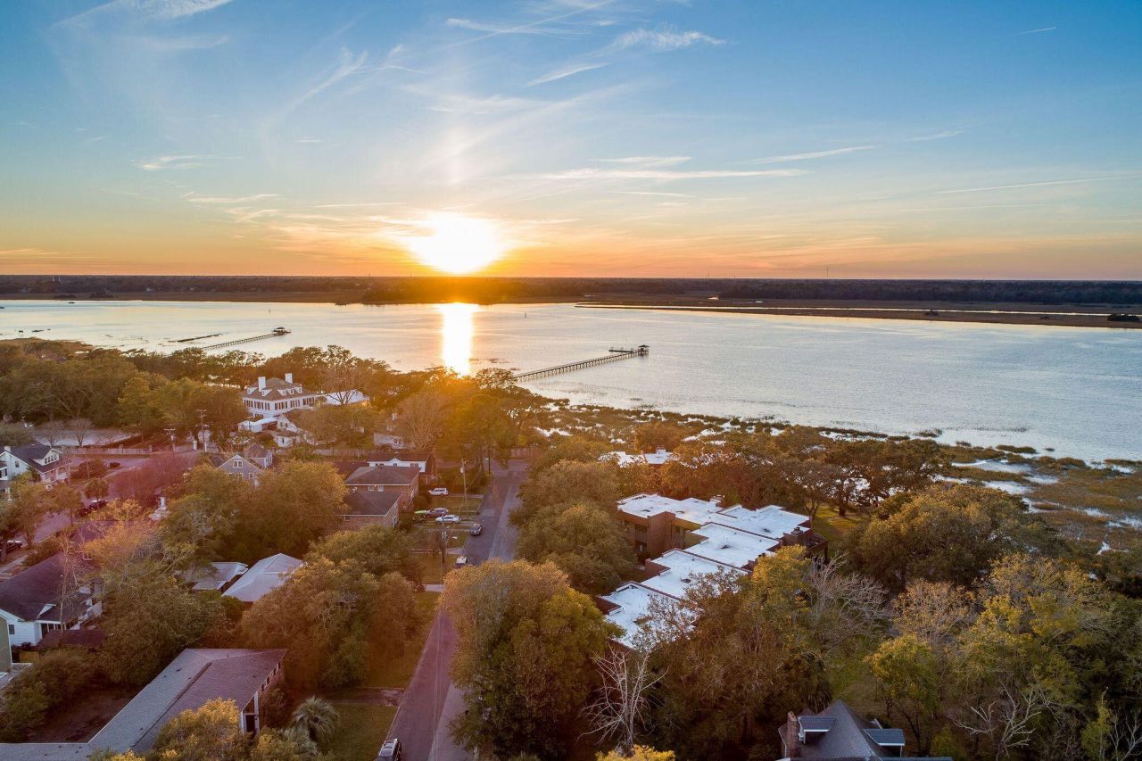 220 3rd Avenue Photo 43