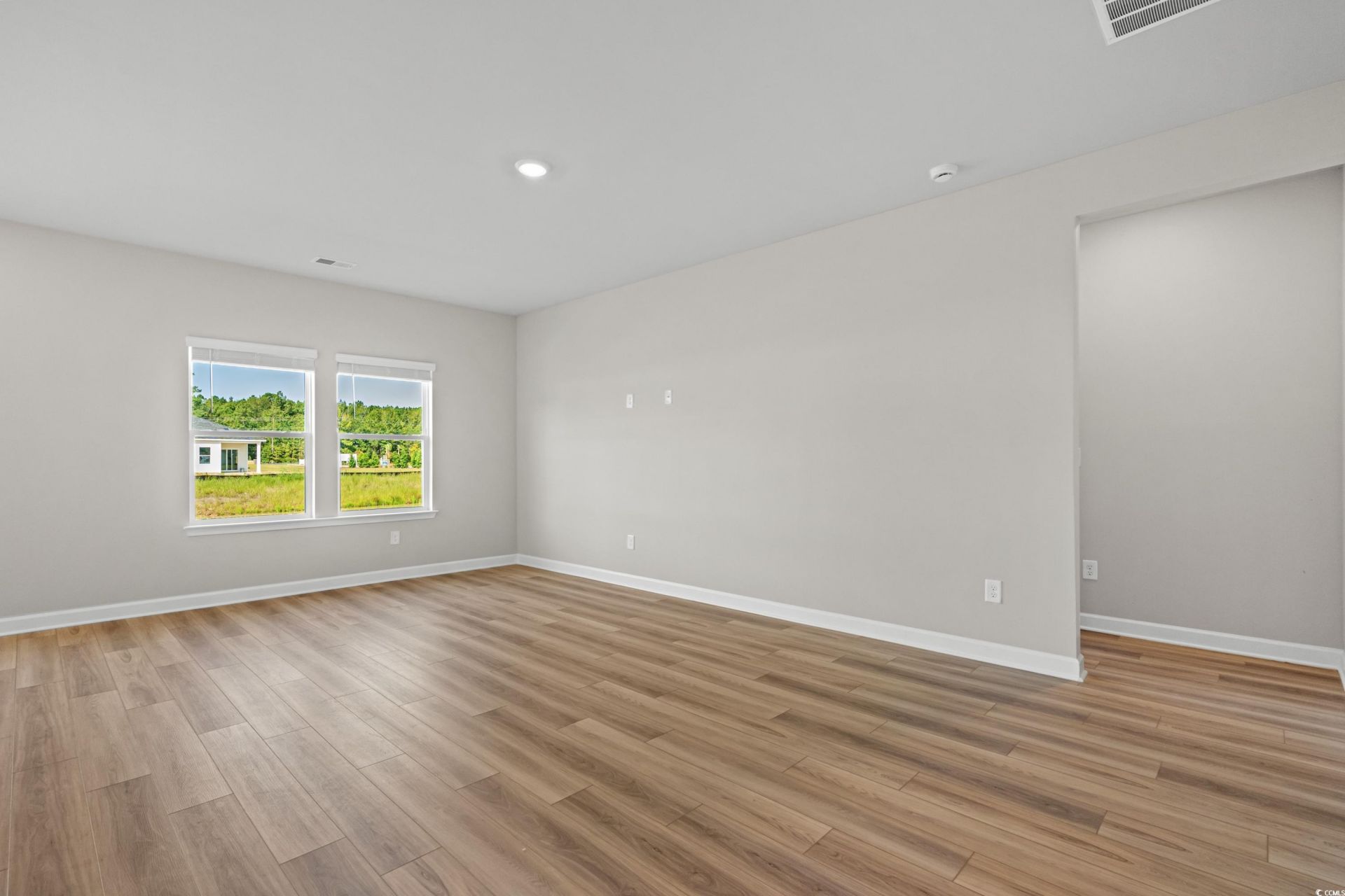 1069 Lauryn Oak Loop Photo 20
