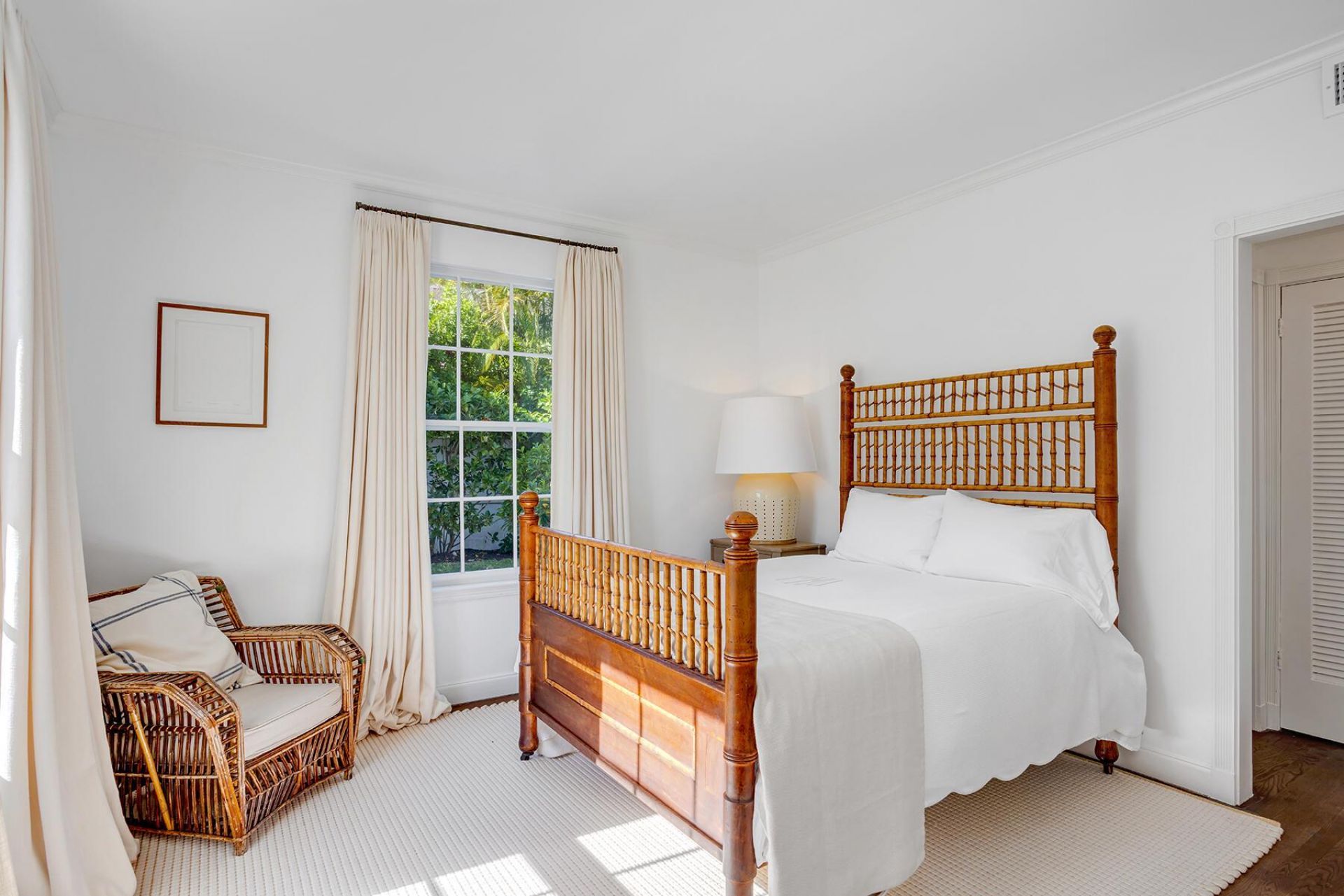 259 Queens Lane, Palm Beach, FL 33480 Photo