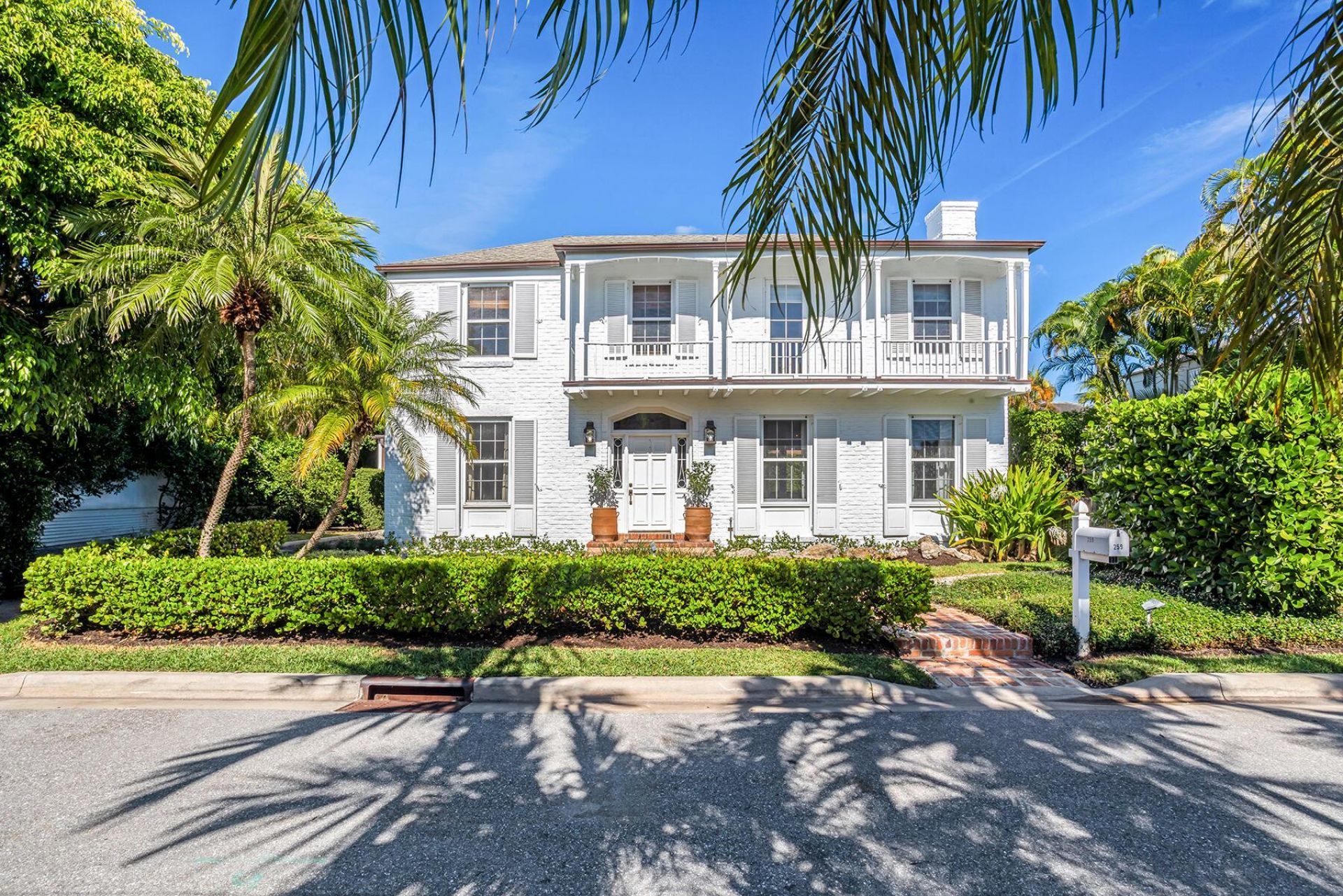 259 Queens Lane, Palm Beach, FL 33480 Photo