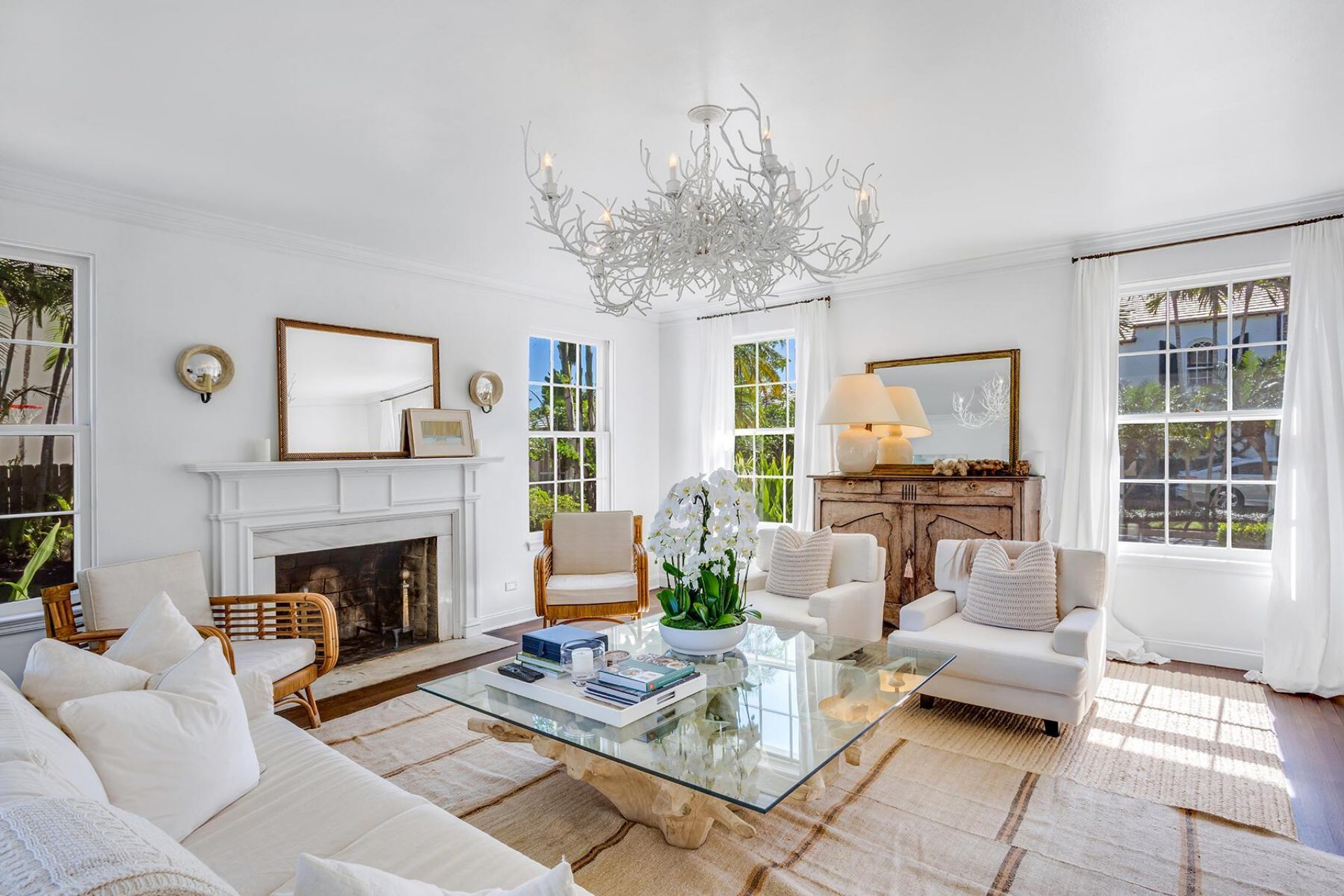 259 Queens Lane, Palm Beach, FL 33480 Photo