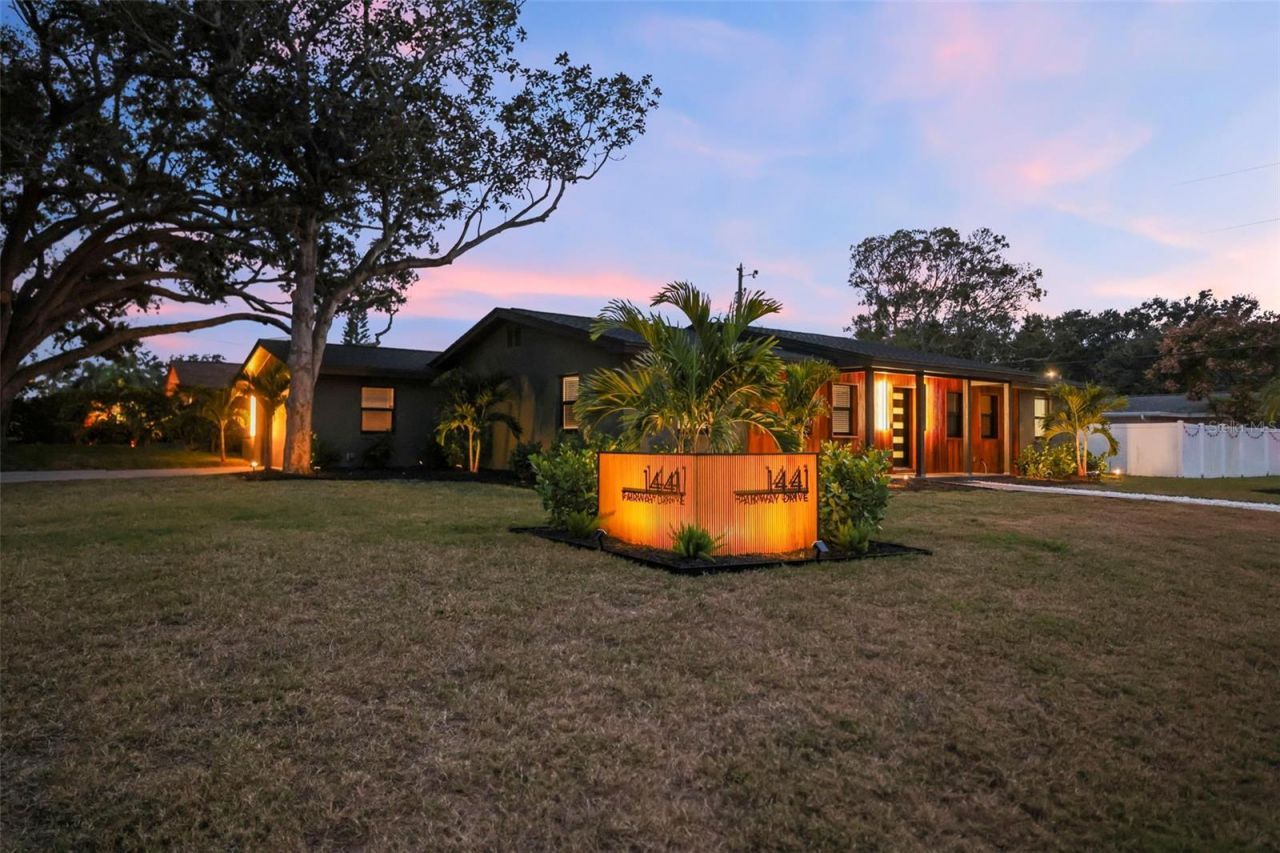 1441 Fairway Drive, Dunedin, FL 34698 Main Photo