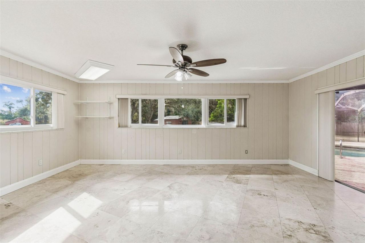 1900 Capri Road, Valrico, FL 33594 Photo