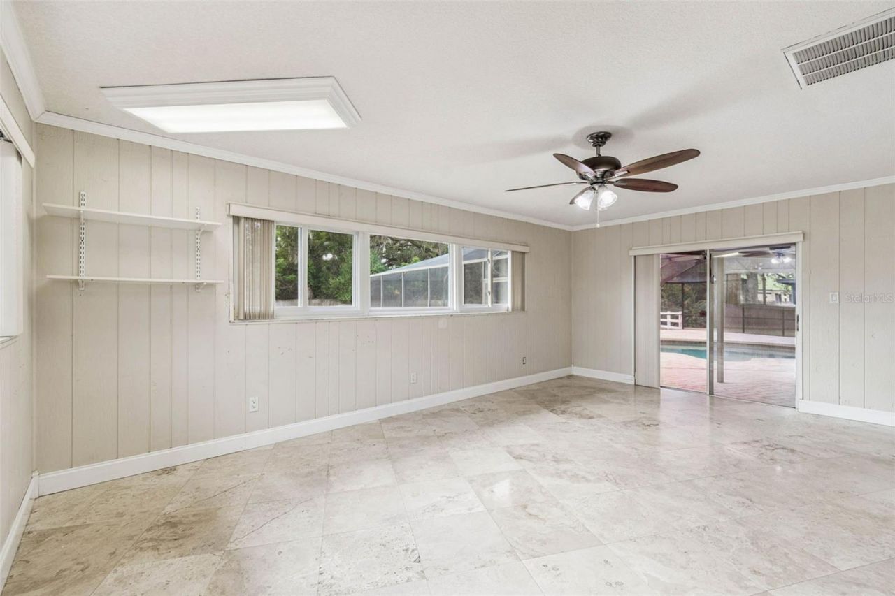 1900 Capri Road, Valrico, FL 33594 Photo