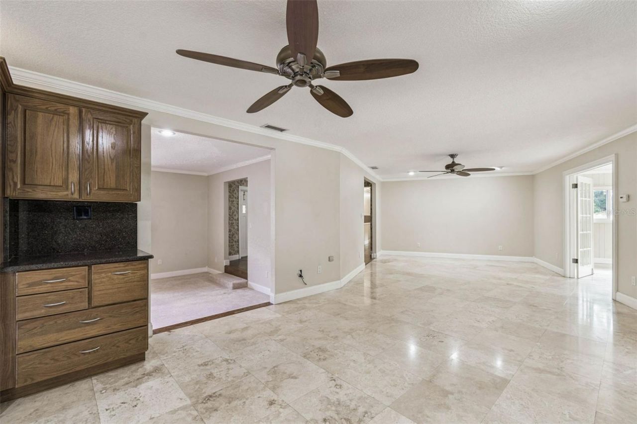 1900 Capri Road, Valrico, FL 33594 Photo