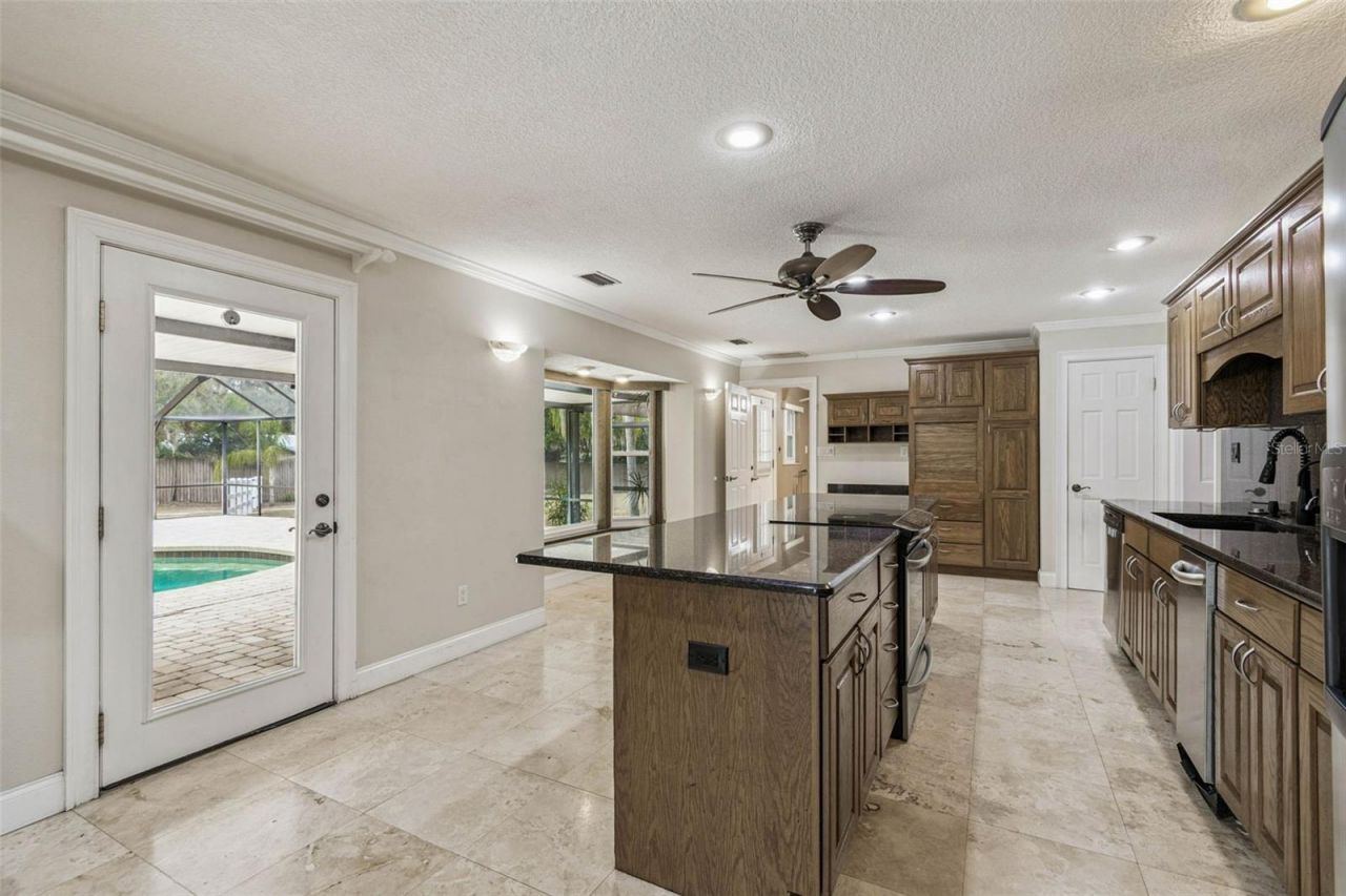 1900 Capri Road, Valrico, FL 33594 Photo