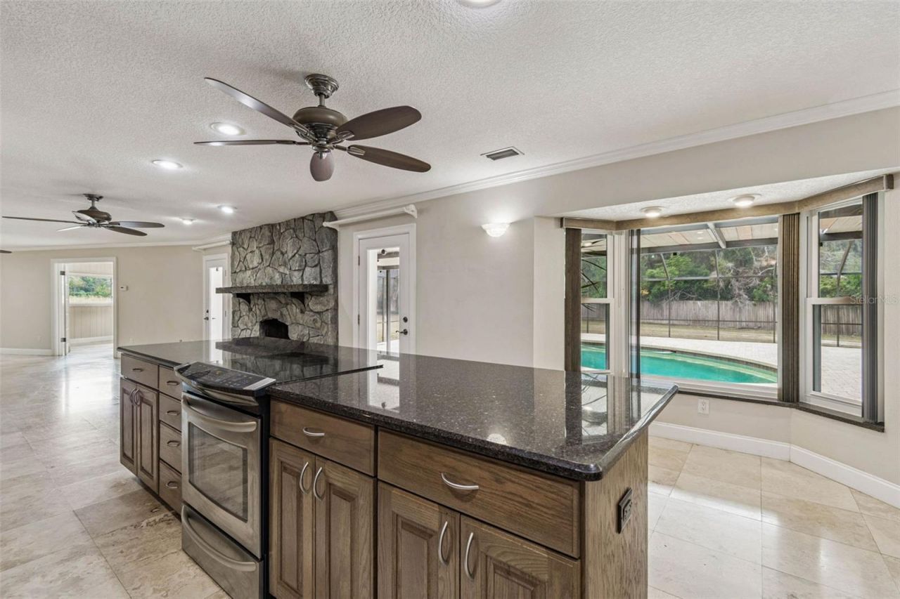 1900 Capri Road, Valrico, FL 33594 Photo