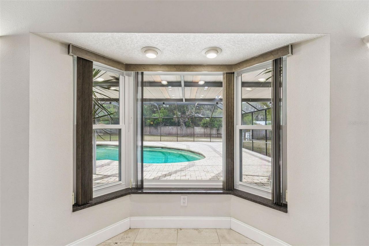 1900 Capri Road, Valrico, FL 33594 Photo