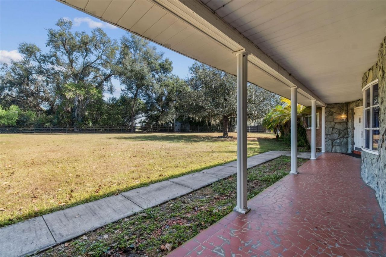 1900 Capri Road, Valrico, FL 33594 Photo