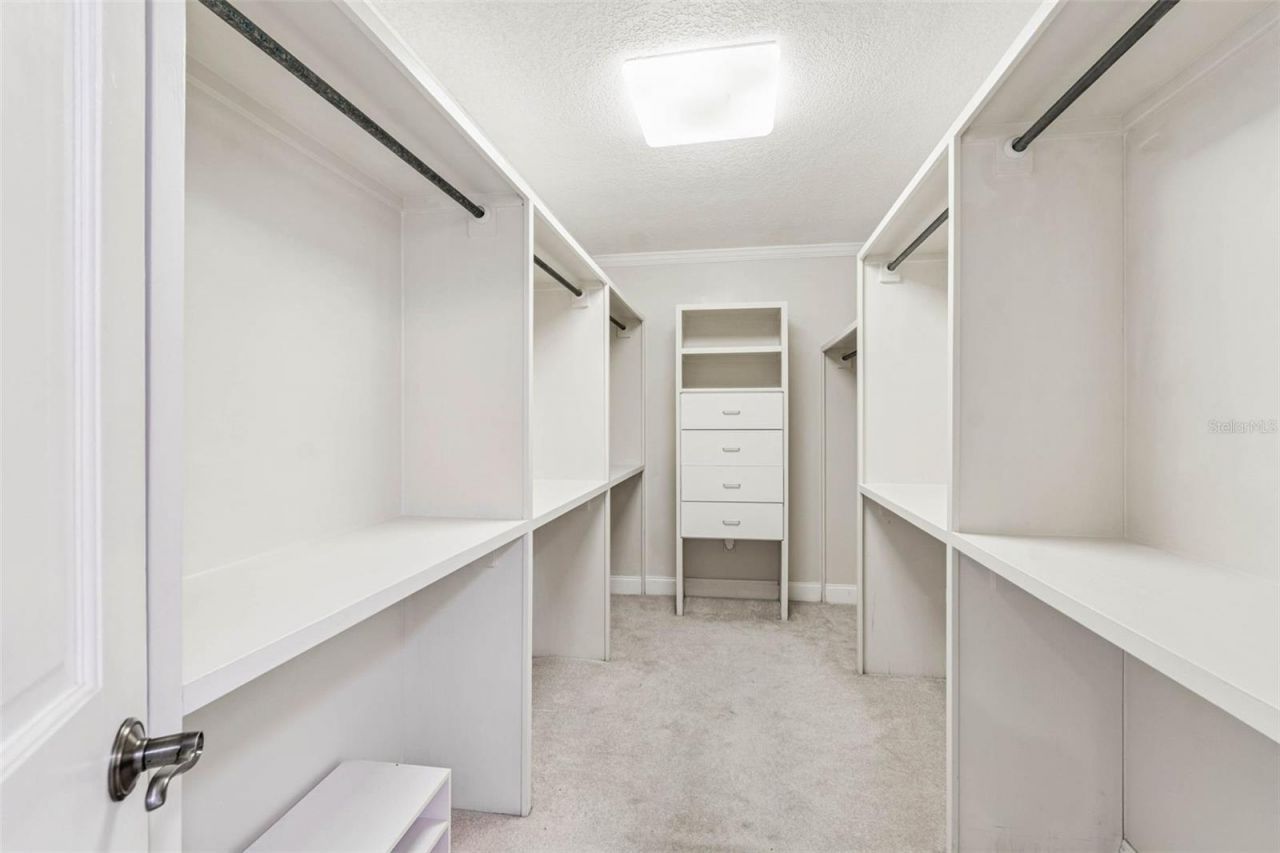 1900 Capri Road, Valrico, FL 33594 Photo