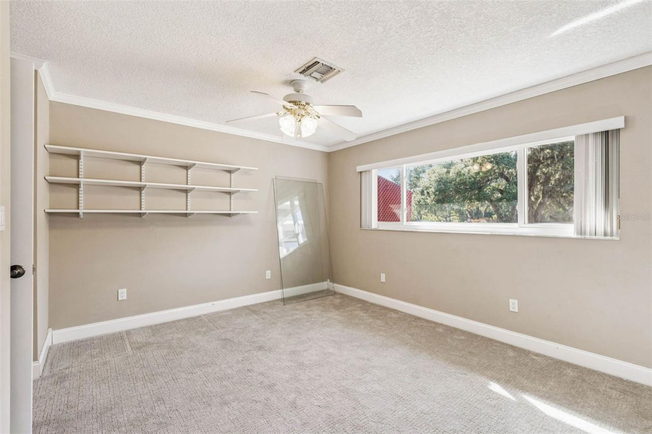 1900 Capri Road, Valrico, FL 33594 Photo