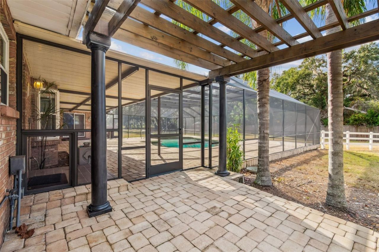 1900 Capri Road, Valrico, FL 33594 Photo