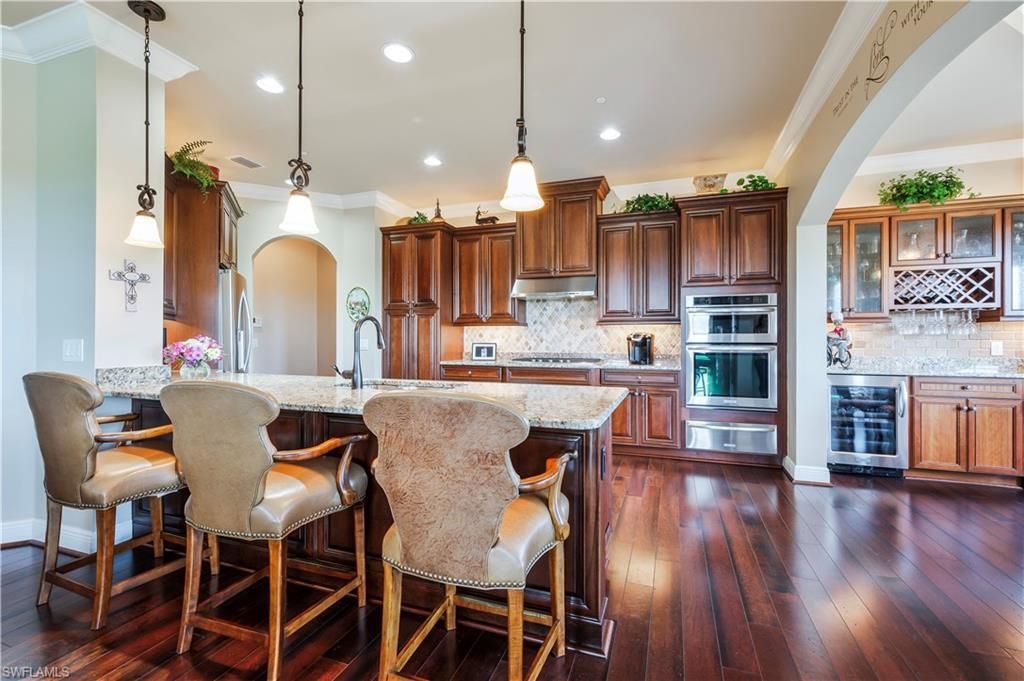 2555 Marquesa Royale Ln, Unit 1-301, Naples, FL 34109 Photo