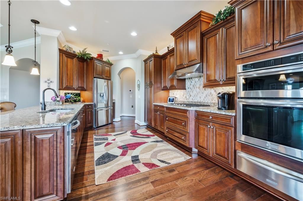 2555 Marquesa Royale Ln, Unit 1-301, Naples, FL 34109 Photo