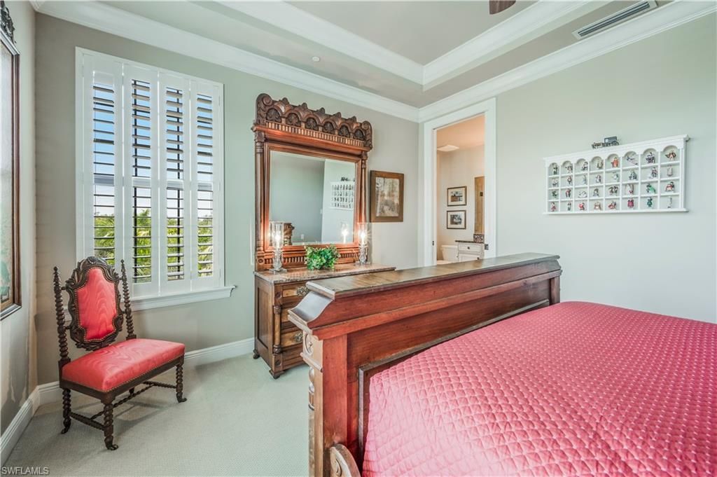 2555 Marquesa Royale Ln, Unit 1-301, Naples, FL 34109 Photo