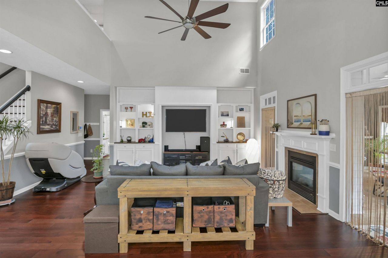 225 Castlebury Drive Photo 19