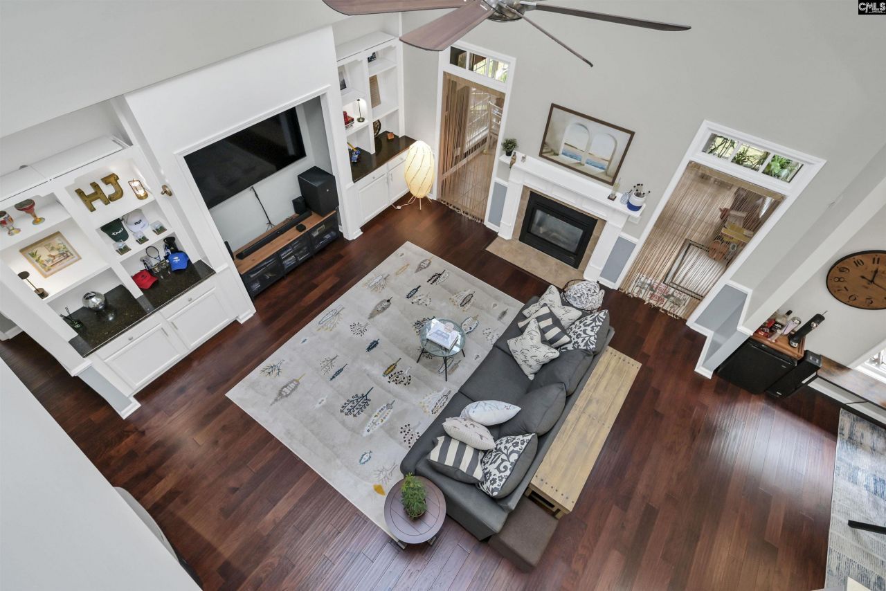 225 Castlebury Drive Photo 25