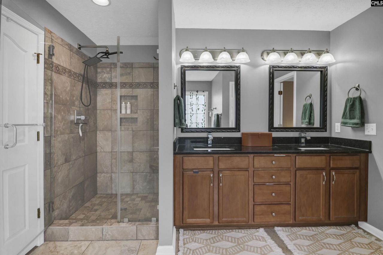 225 Castlebury Drive Photo 39