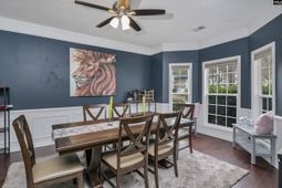 225 Castlebury Drive photo 4