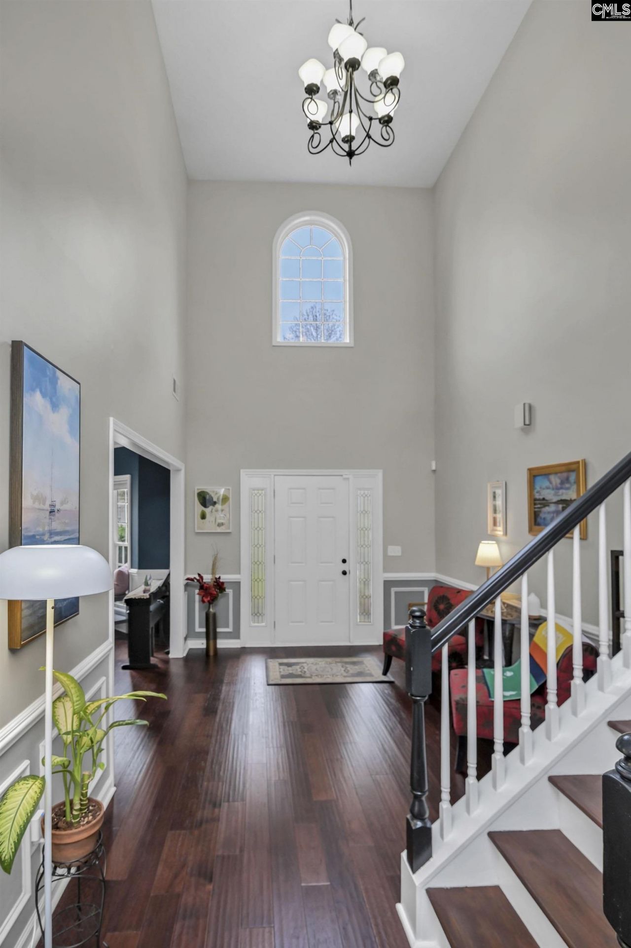 225 Castlebury Drive Photo 7