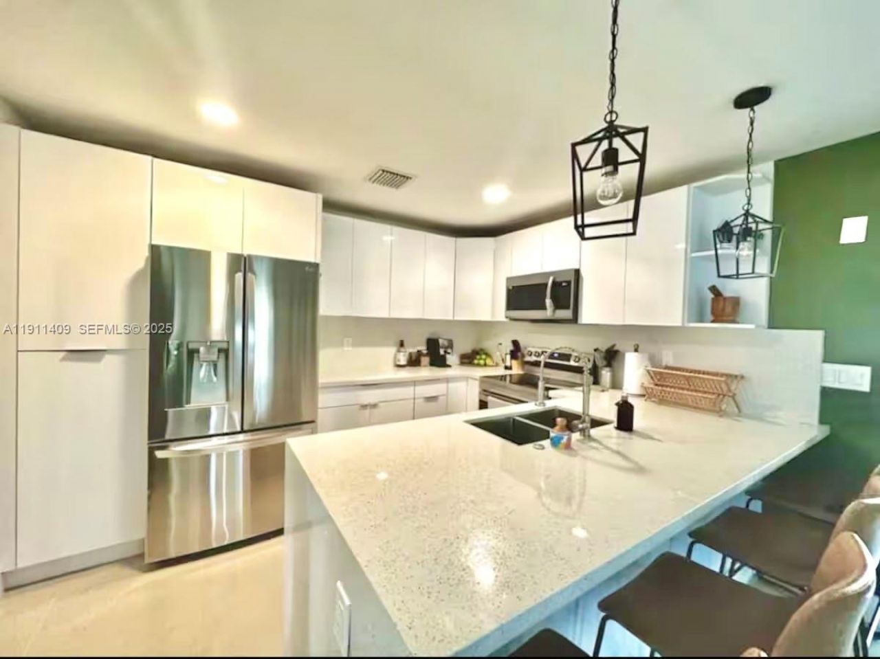 1464 NE 28th St, Pompano Beach, FL 33064 Photo