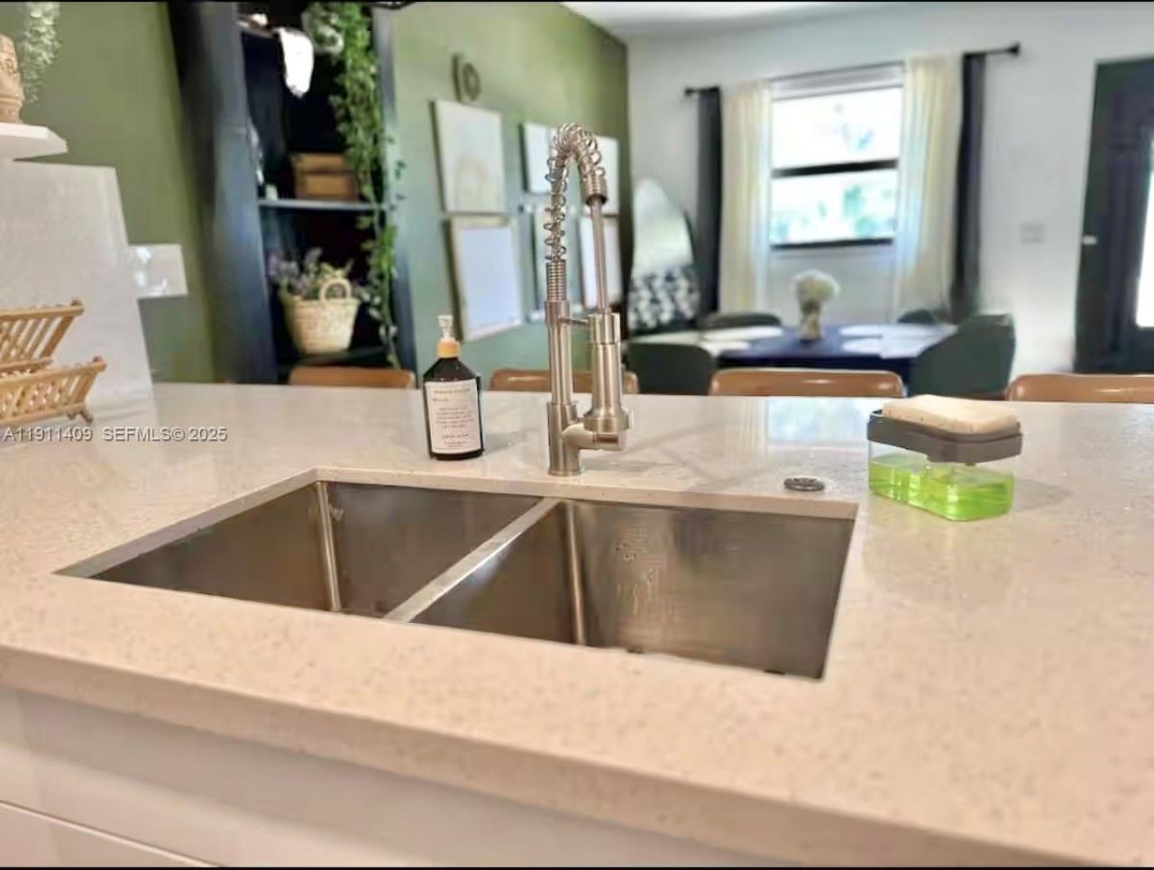 1464 NE 28th St, Pompano Beach, FL 33064 Photo