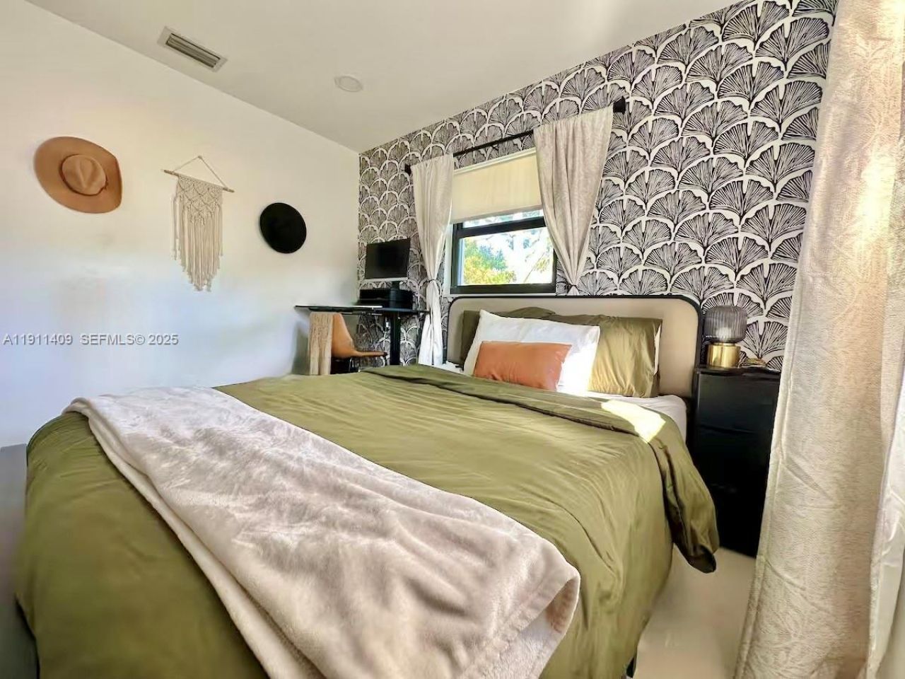 1464 NE 28th St, Pompano Beach, FL 33064 Photo