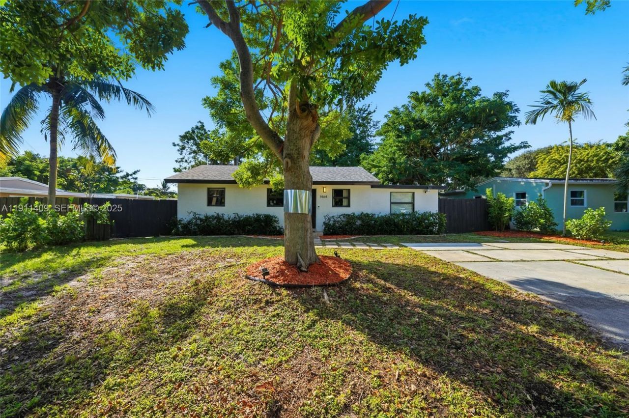 1464 NE 28th St, Pompano Beach, FL 33064 Photo