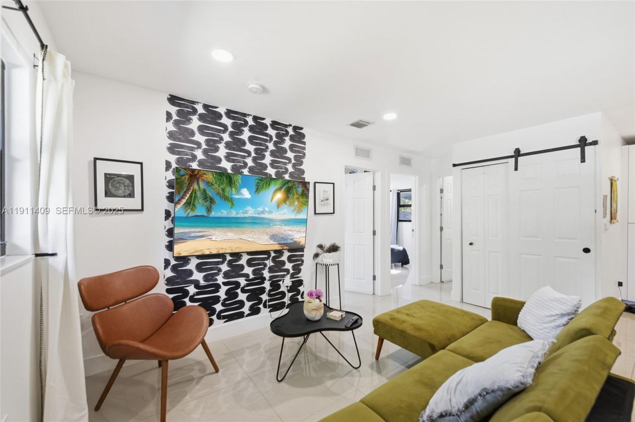 1464 NE 28th St, Pompano Beach, FL 33064 Photo