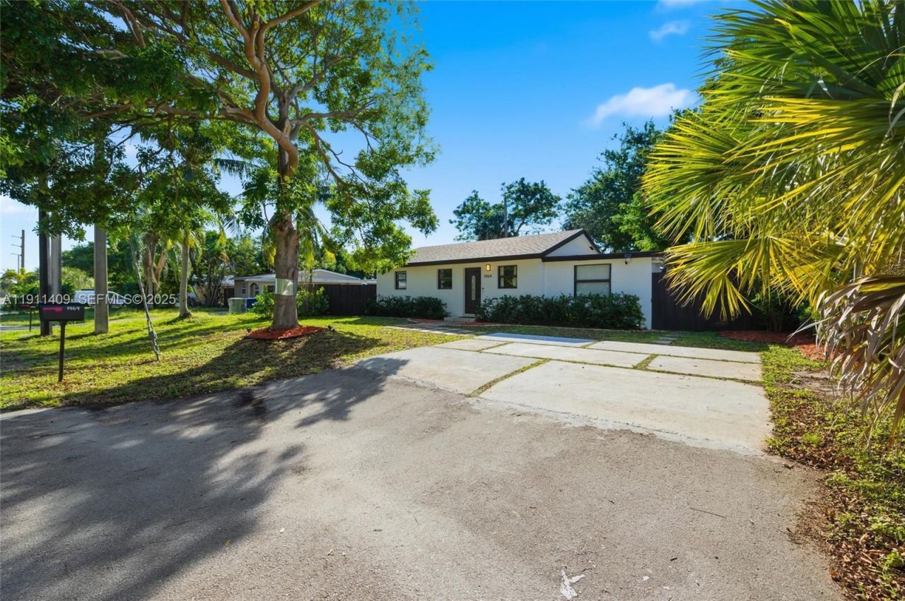 1464 NE 28th St, Pompano Beach, FL 33064 Photo