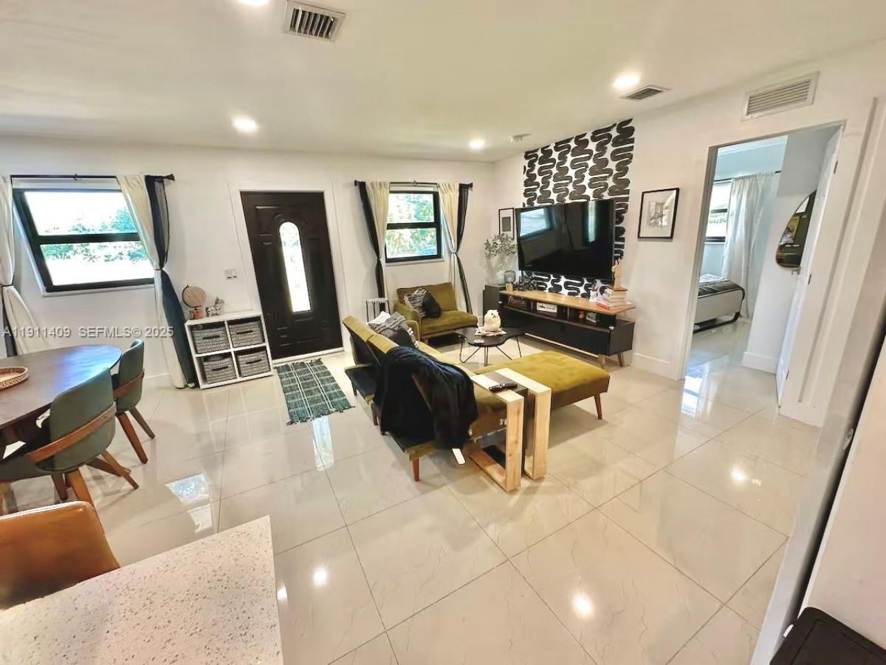 1464 NE 28th St, Pompano Beach, FL 33064 Photo