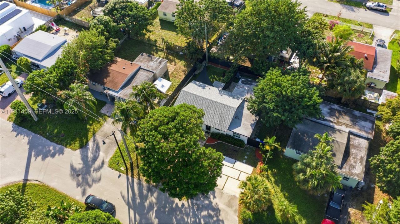 1464 NE 28th St, Pompano Beach, FL 33064 Photo