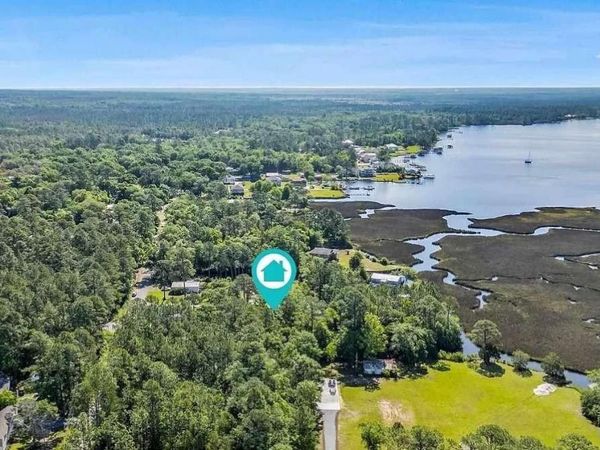 4145 Blue Gill Ln, Milton, FL 32583