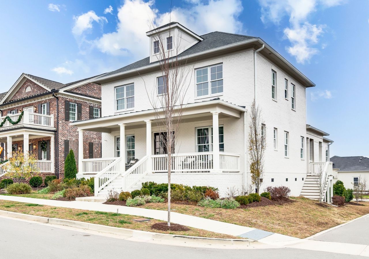 1204 Luckett Rd, Nashville, TN 37221 Main Photo