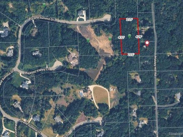 0000 Grand Summit Drive, Tyrone Twp, MI 48430