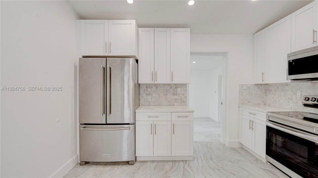 1035 NW 11th Ct, Fort Lauderdale, FL 33311 Photo