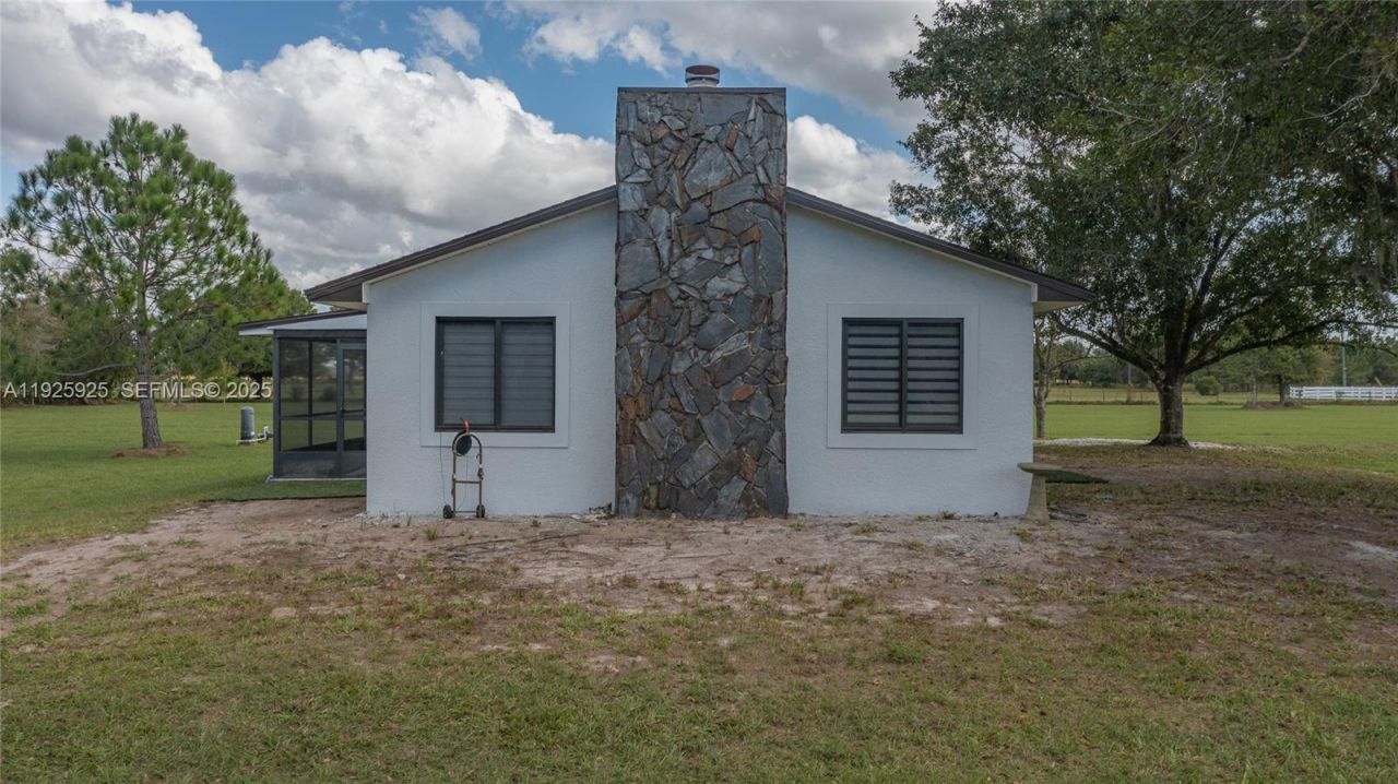 64 Clarice Ct, Lake Placid, FL 33960 Photo