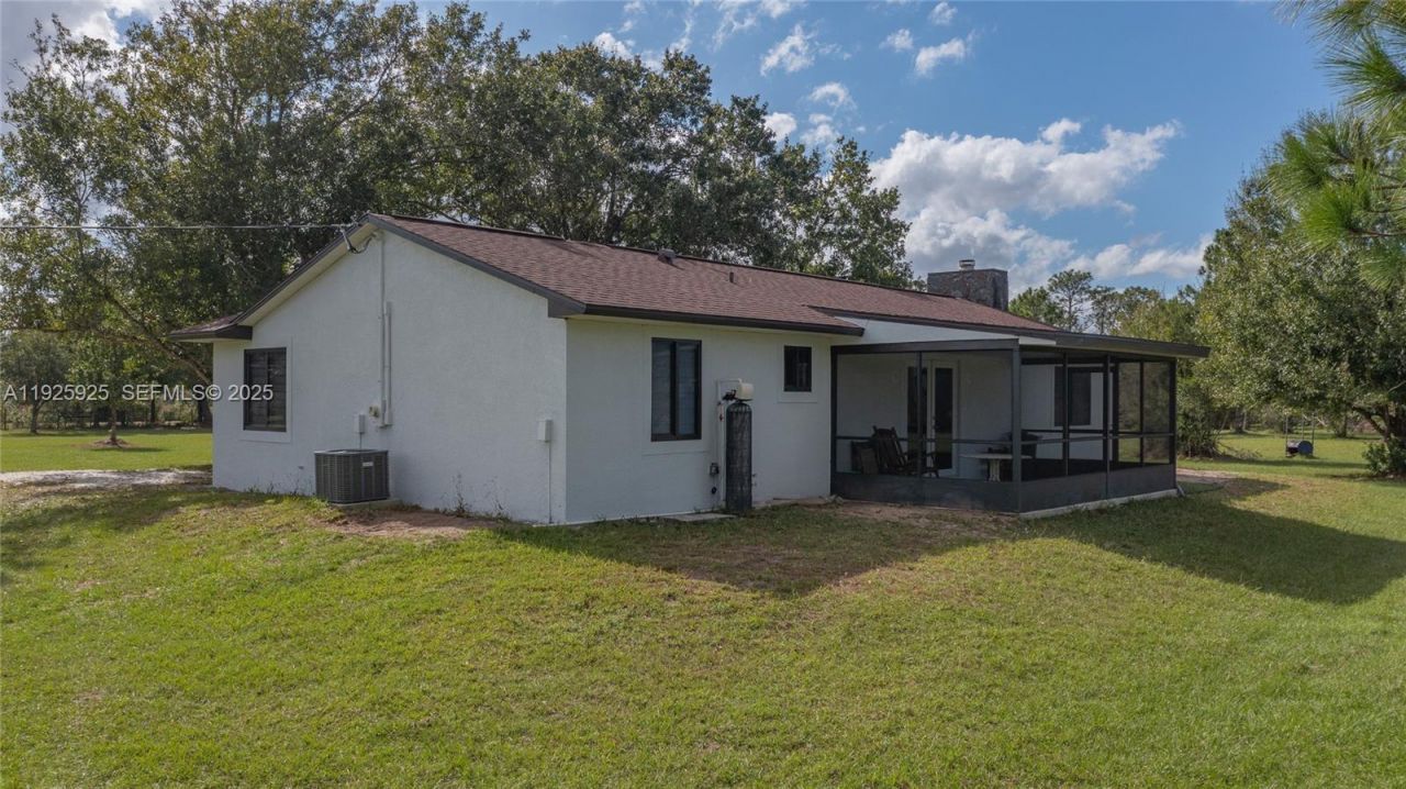 64 Clarice Ct, Lake Placid, FL 33960 Photo