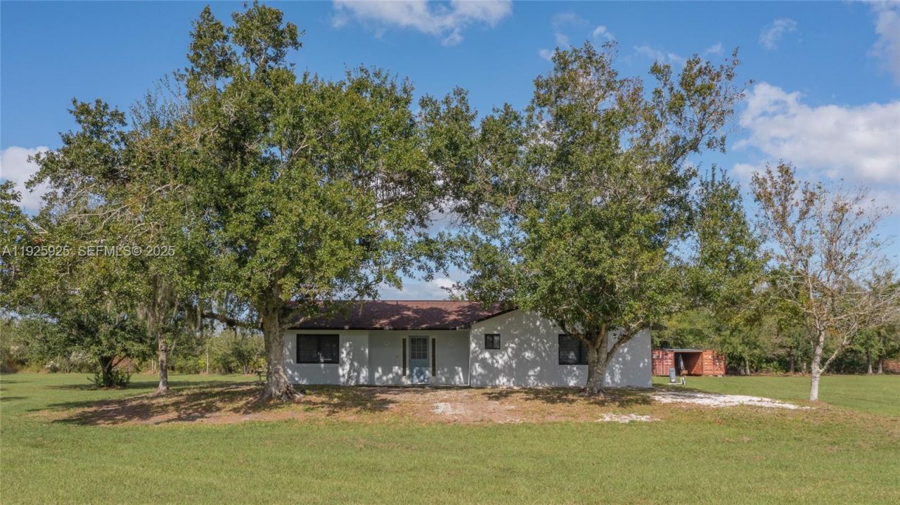 64 Clarice Ct, Lake Placid, FL 33960 Photo