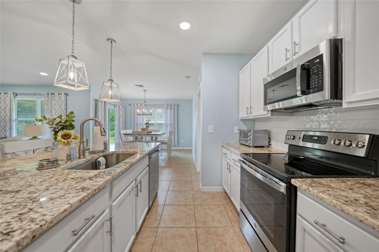 7164 Mikasa Drive, Punta Gorda, FL 33950 Photo