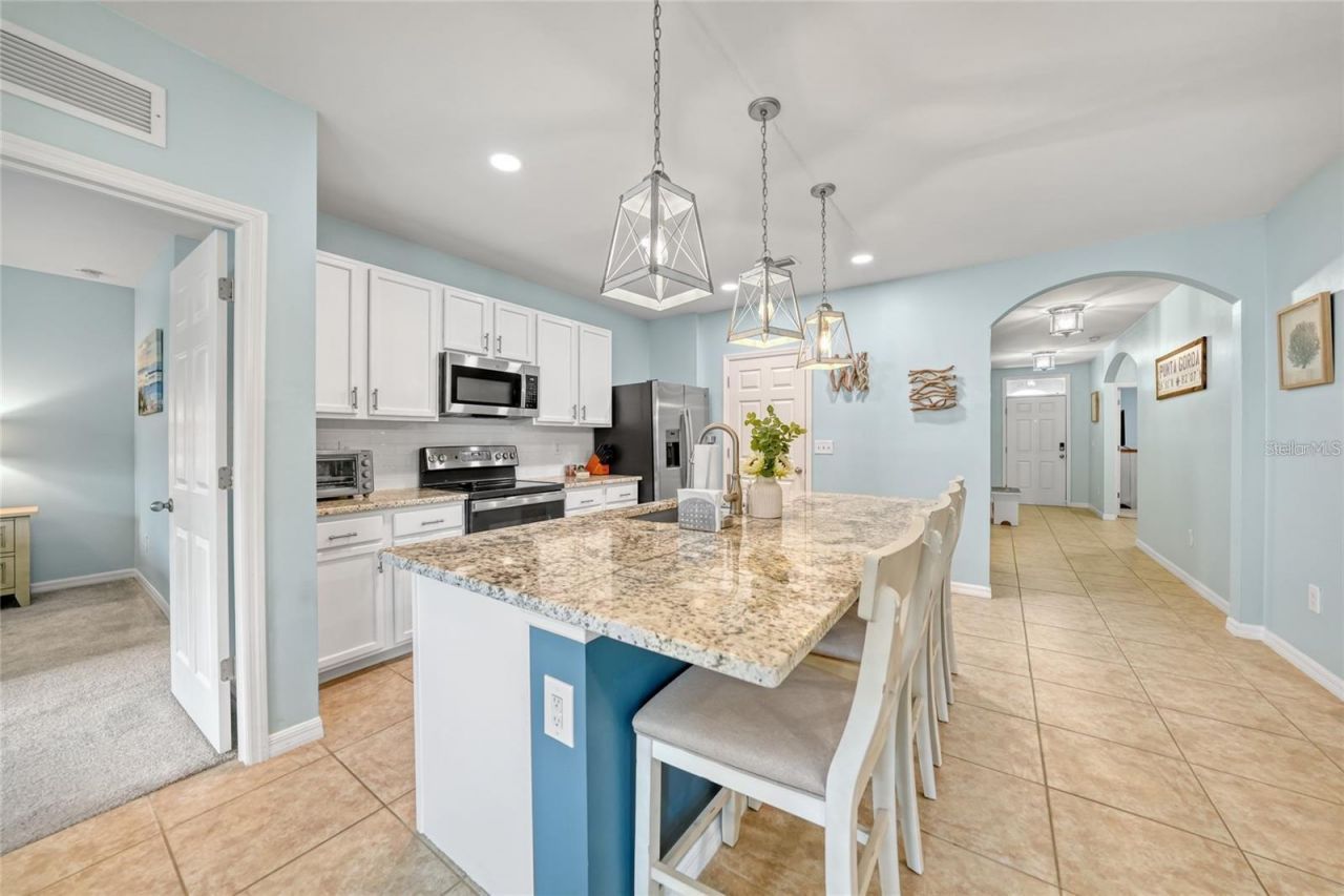 7164 Mikasa Drive, Punta Gorda, FL 33950 Photo