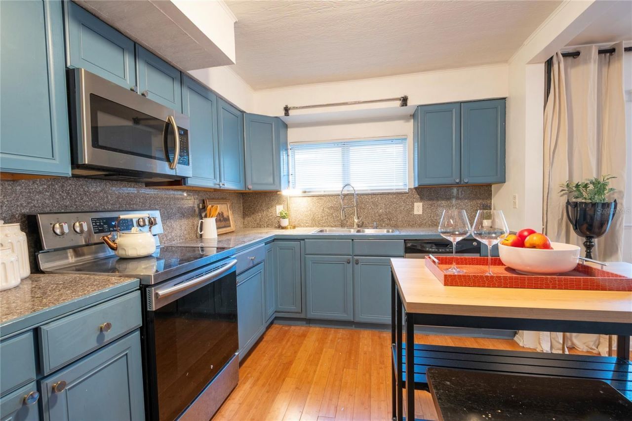 720 - 724 7th Street N, Saint Petersburg, FL 33701 Photo