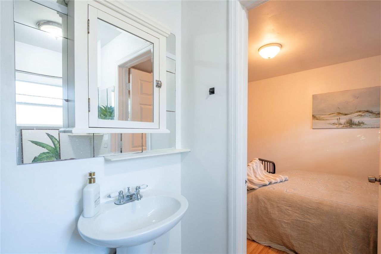 720 - 724 7th Street N, Saint Petersburg, FL 33701 Photo